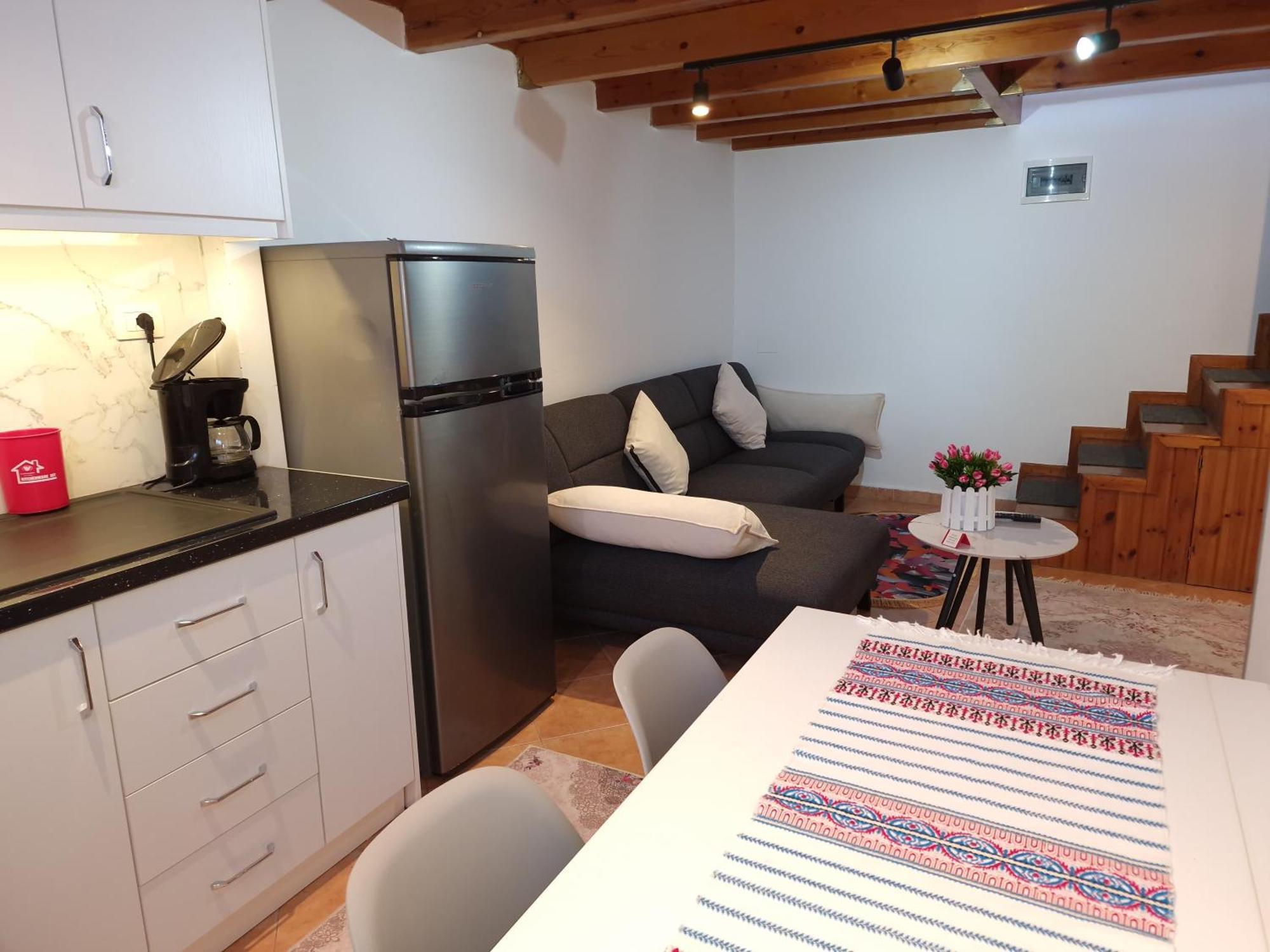 Apartment Antigona Gjirokastër Buitenkant foto